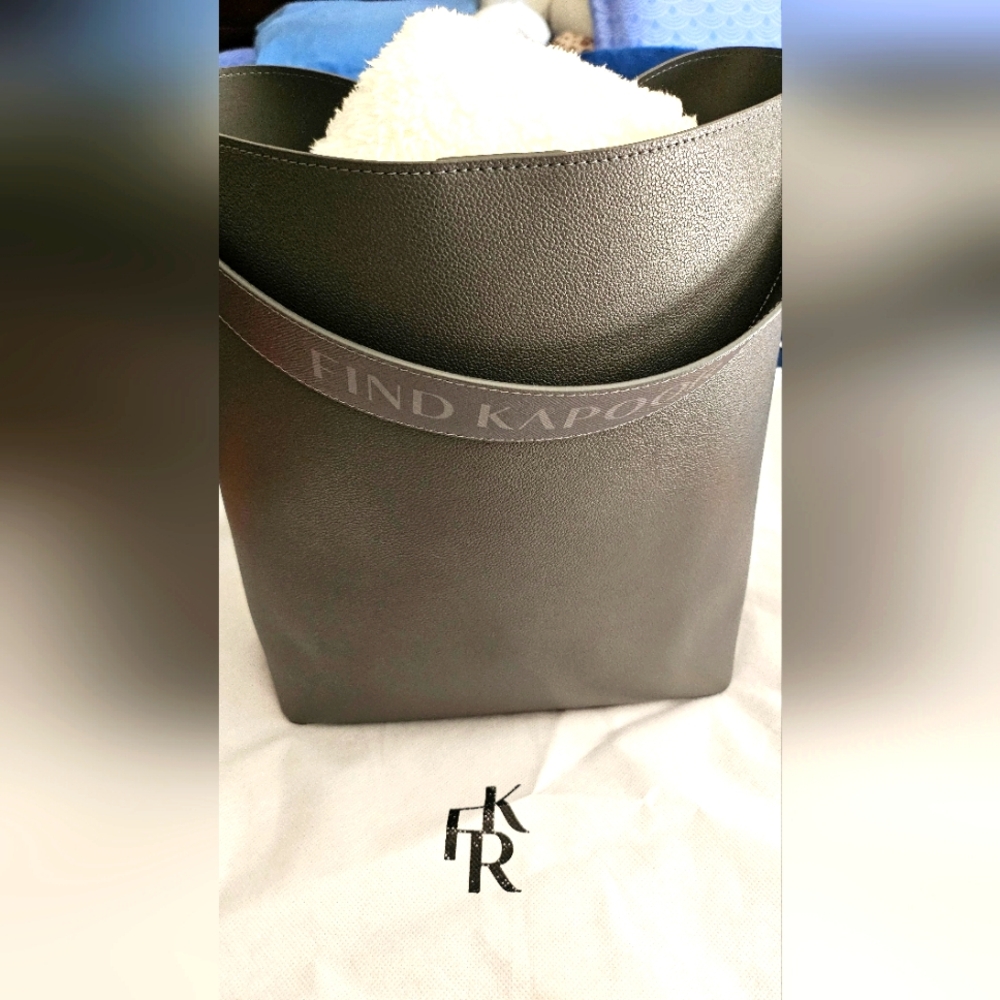 Gray Big Find Kapoor shoulder bag